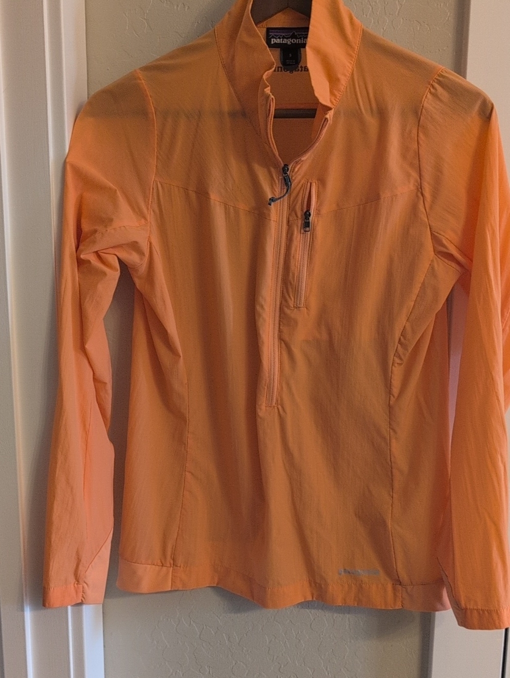 Patagonia Ladies Peach/Orange Quarter-Zip Pullover